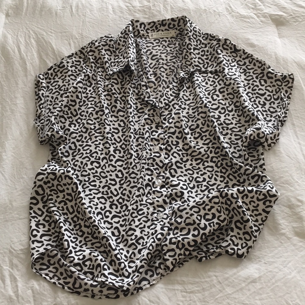 Black and white Blouse